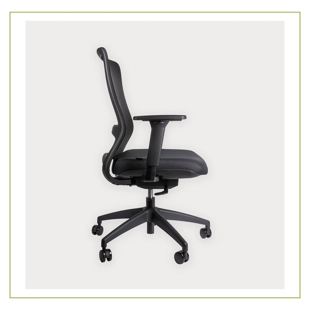 Silla Ejecutiva con soporte lumbar Respaldo en Malla Wicker lado